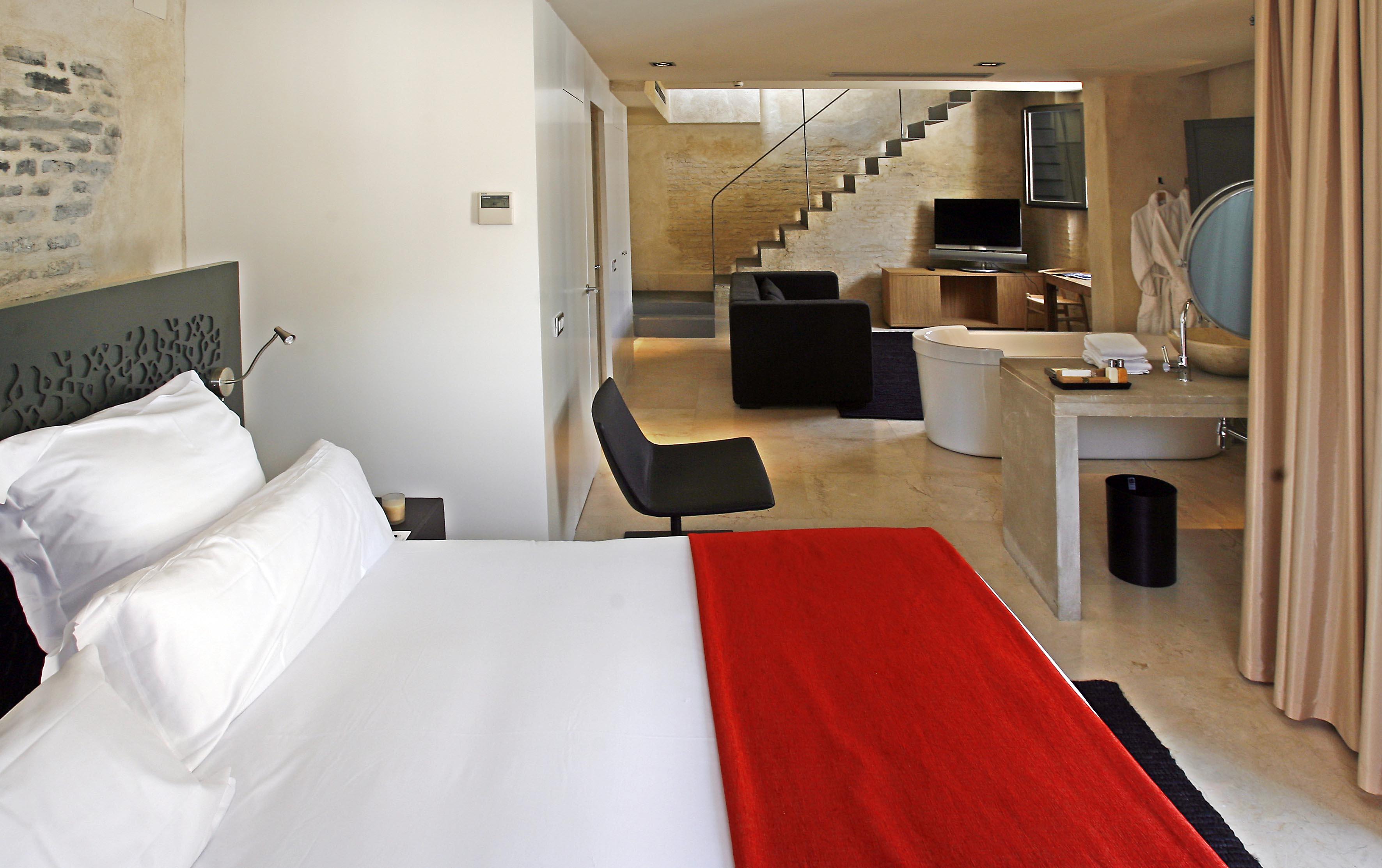 Eme Catedral Mercer Hotel Sevilla Exteriör bild A room at the Mandarin Oriental, Barcelona