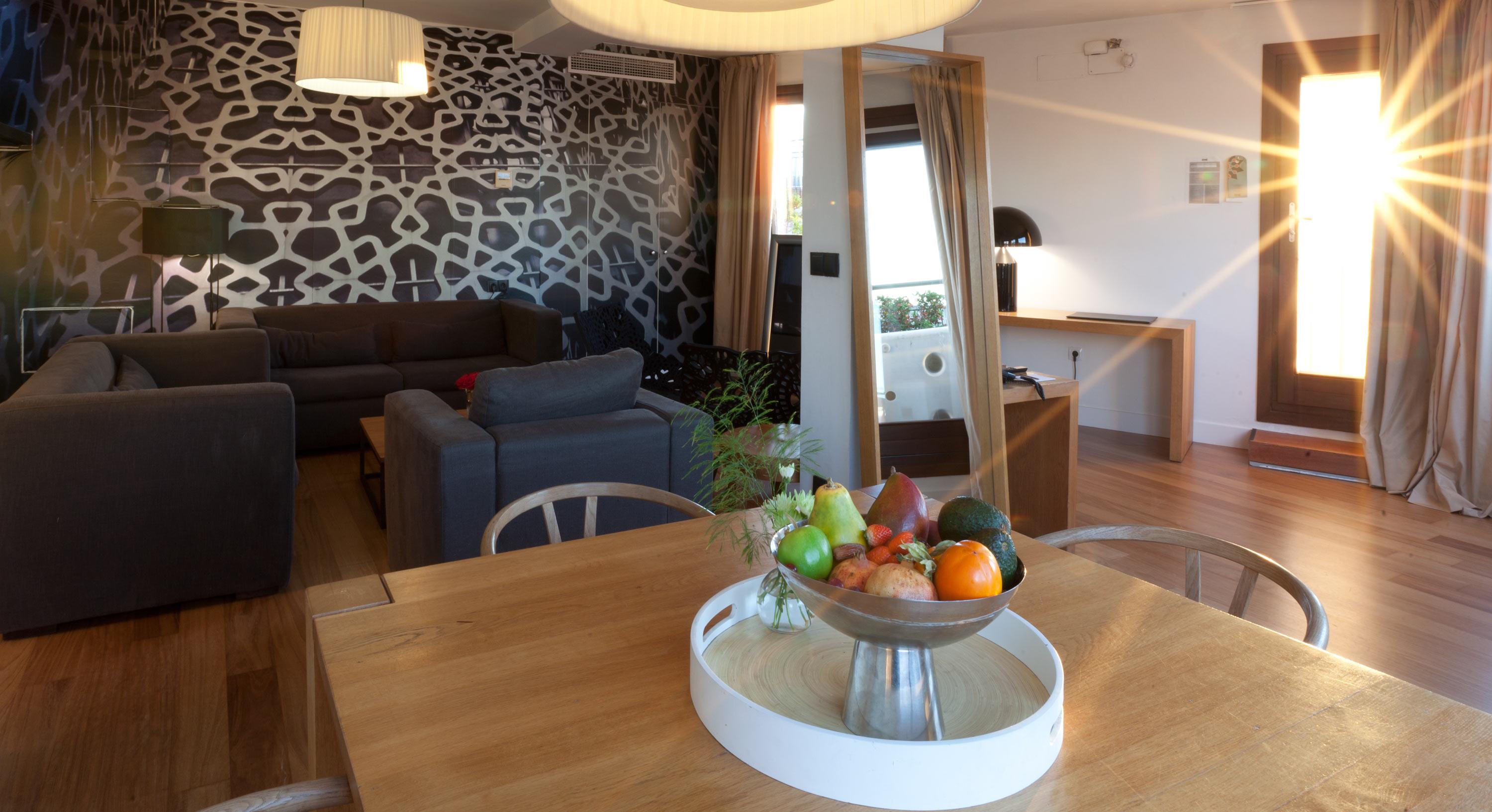 Eme Catedral Mercer Hotel Sevilla Exteriör bild A typical apartment