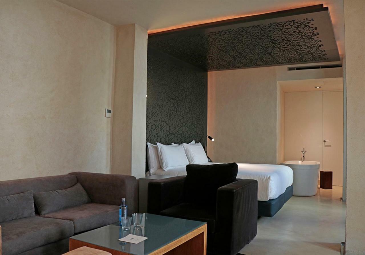 Eme Catedral Mercer Hotel Sevilla Exteriör bild A suite at the hotel